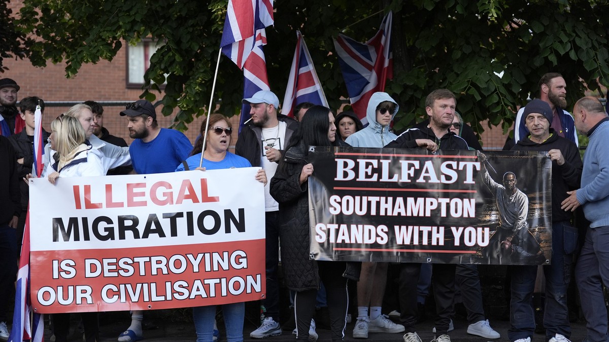 Protesti u Belfastu