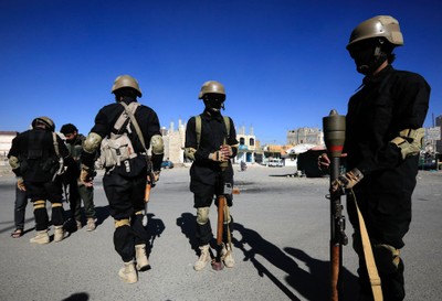 USA i Wielka Brytania zaatakowały pozycje rebeliantów Huti w Jemenie