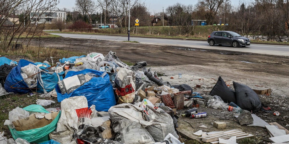 Wysypisko na Łowińskiego