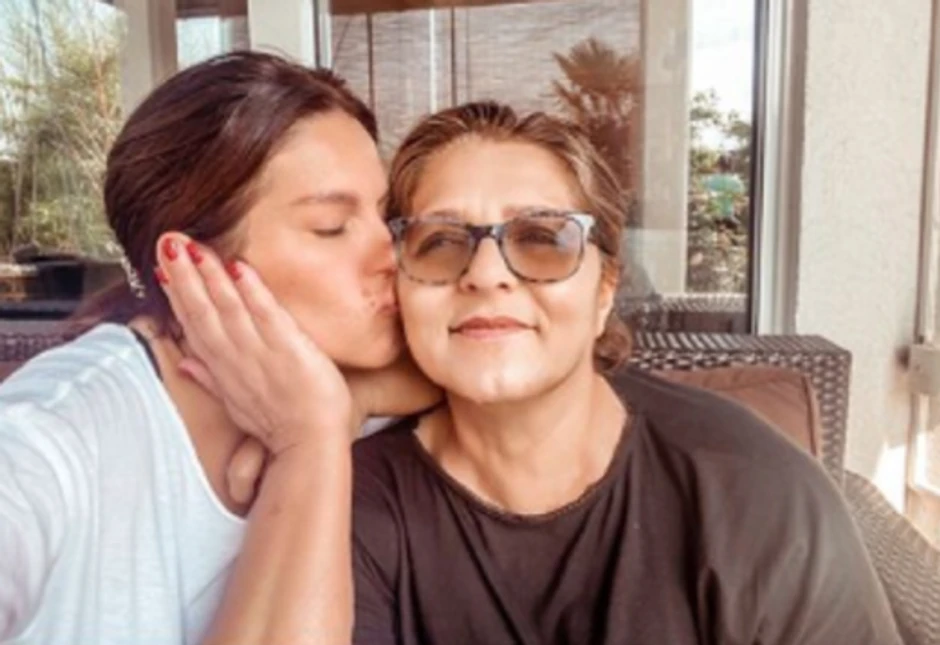 Seka Aleksić sa majkom