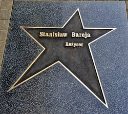 Przebojowy "Brunet wieczorową porą". QUIZ o hicie PRL. 100 proc. dla znawców kina Barei