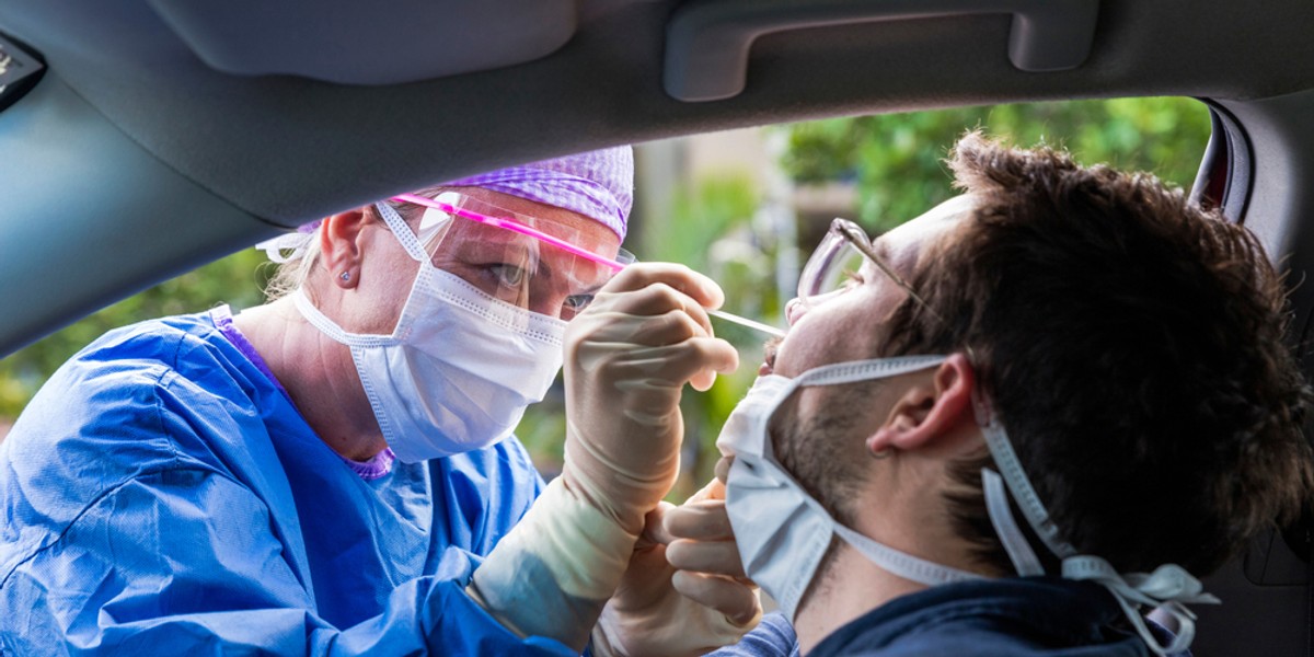 Polska przekroczyła dwie kolejne "granice" COVID-19. Ponad 800 nowych przypadków dziennie i ponad 50 tys. zakażeń od początku epidemii