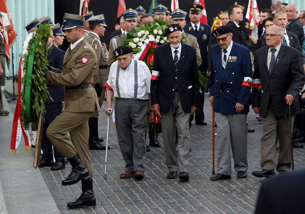 Weteran walk o niepodległość Polski dodał też, że "AK-owski etos to są wartości i patriotyczne postawy, których nikt nie kwestionuje