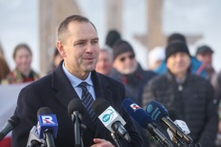 Afera mieszkaniowa wstrząsa kampanią prezydencką. Nawrocki odpiera zarzuty