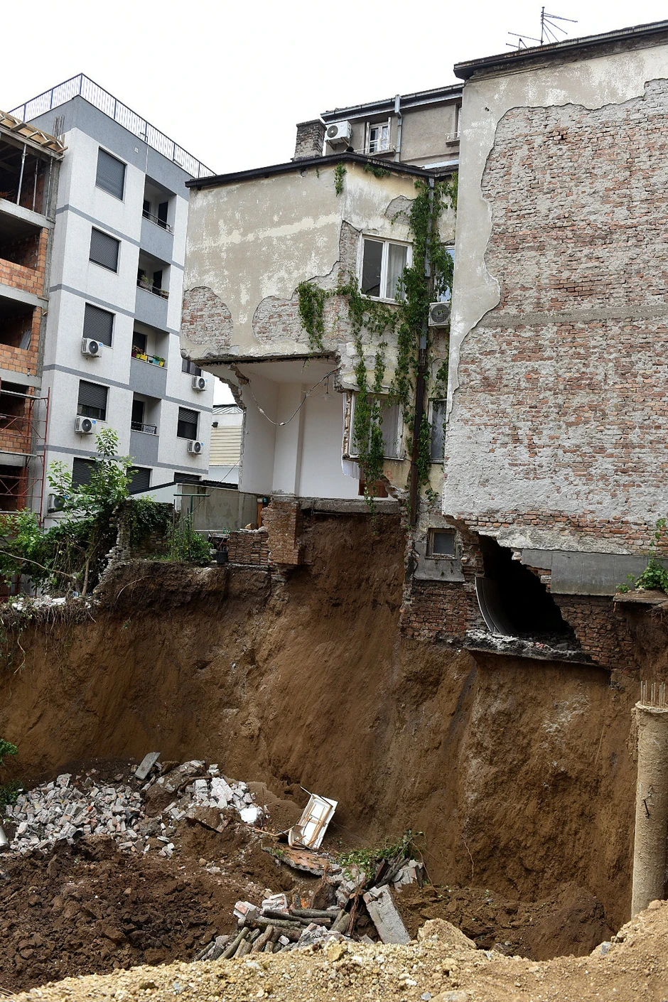 Zgrada, Vidovdanska, Vračar, Urušavanje