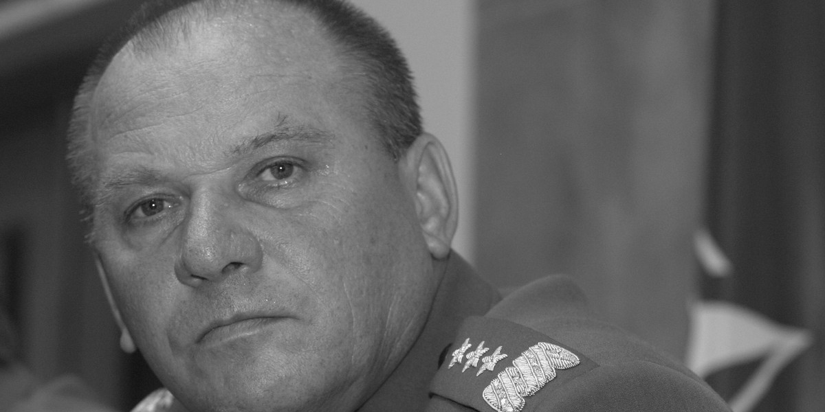 Gen. Edward Pietrzyk nie żyje. Były Dowódca Wojsk Lądowych miał 71 lat