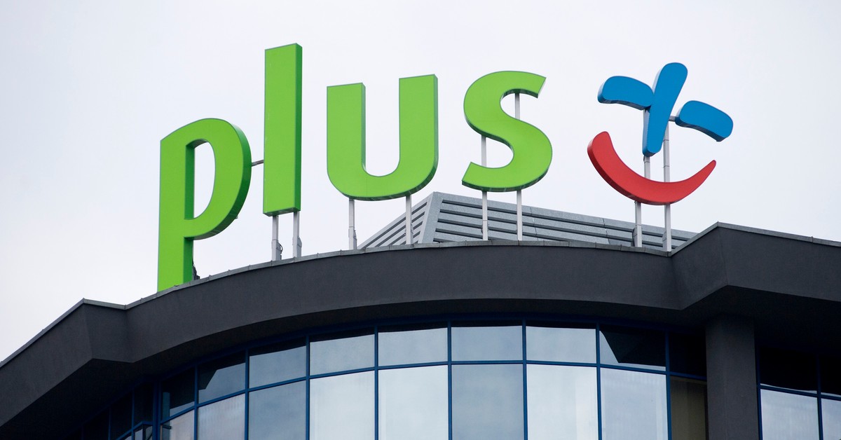 UOKiK uderza w Polkomtela! Operator może mieć poważne problemy przez opłaty w ofertach na kartę sieci Plus