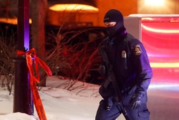 policja Kanada meczet w Quebec City