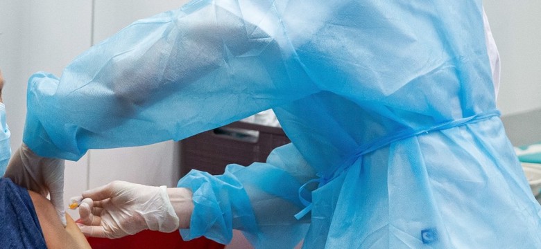"Pandemia wyraźnie spowalnia". Ekspert ma nadzieję, że ten trend się utrzyma