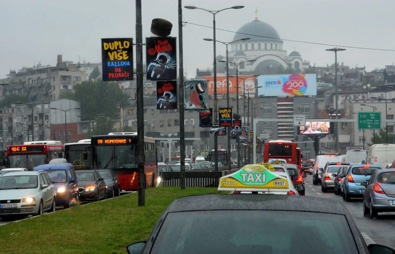 Ukoliko pada kiša, višesatni kolaps na Autokomandi je zagarantovan
