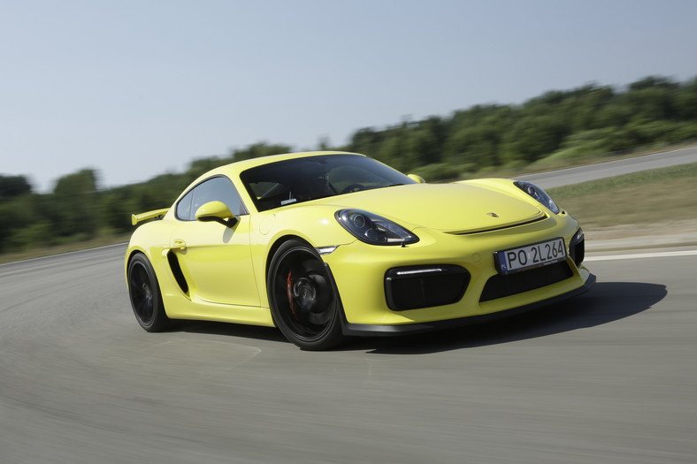 Porsche Cayman GT4