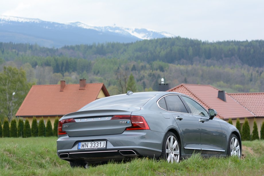 Niemiecka trójka powinna mieć się na baczności. Volvo wjeżdża pewnie i bez kompleksów