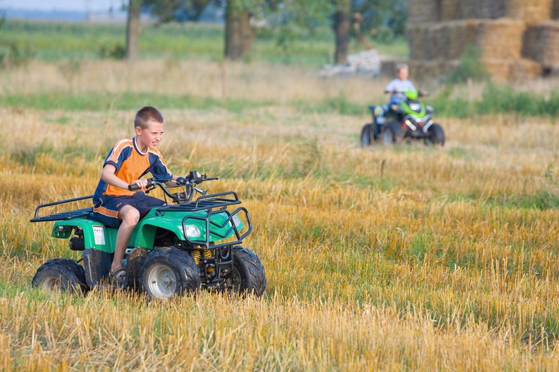 quad, czterokołowiec