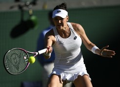 Ponad dwie i pół godziny gry oraz sześć obronionych piłek meczowych. Radwańska w 2. rundzie Wimbledonu