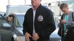 Arnold Schwarzenegger na lotnisku w Los Angeles