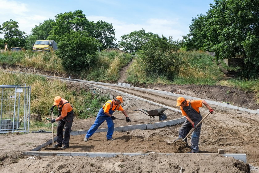 Przy moście Św. Rocha powstaje zjazd nad rzekę