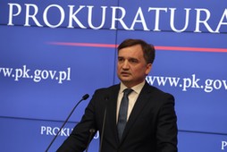 09.06.2021 Warszawa , ul. Postepu 3 , Prokuratura Krajowa . Minister sprawiedliwisci Zbigniew Ziobro podczas konferencji prasowej na temat „ Decyzji ID SN blokujaca pociagniecie do odpowiedzialnosci karnej sedzi SO w Krakowie .Fot. Slawomir Kaminski / Agencja Gazeta