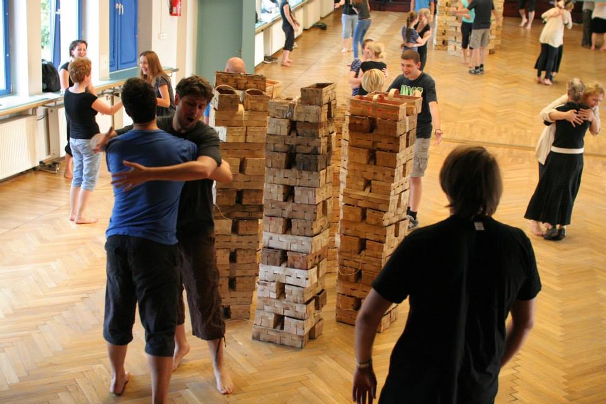 Interaktywny spektakl na ulicach Targówka