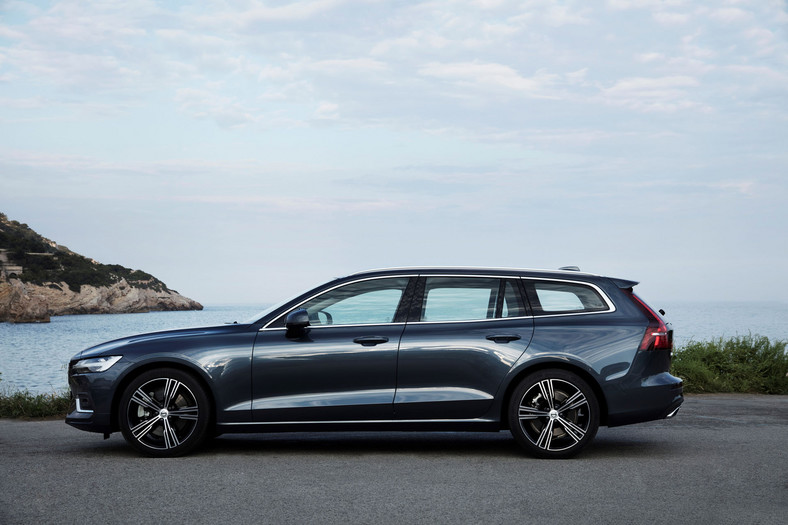 Już wiemy, jak jeździ nowe Volvo V60