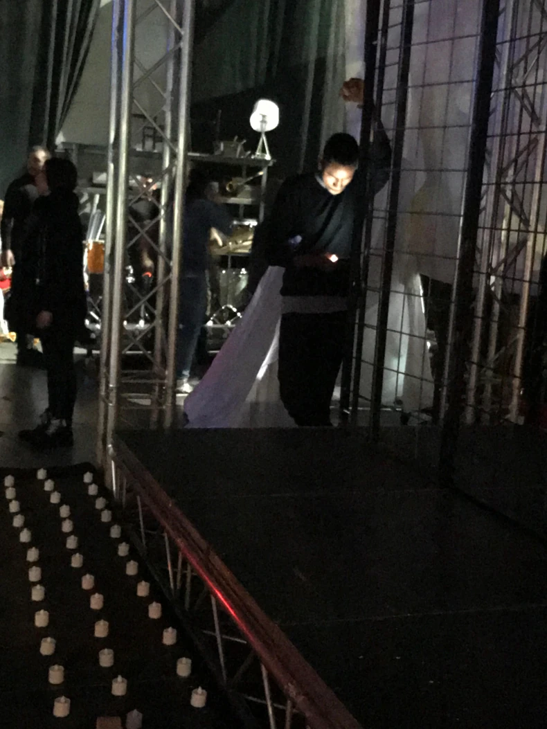 Dečko Nine Seničar u bekstejdžu