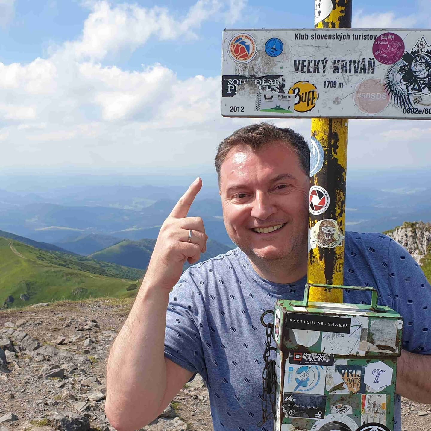 Zomrel moderátor Fun rádia, ktorý bol tiež známy ako DJ Julo alias Python.