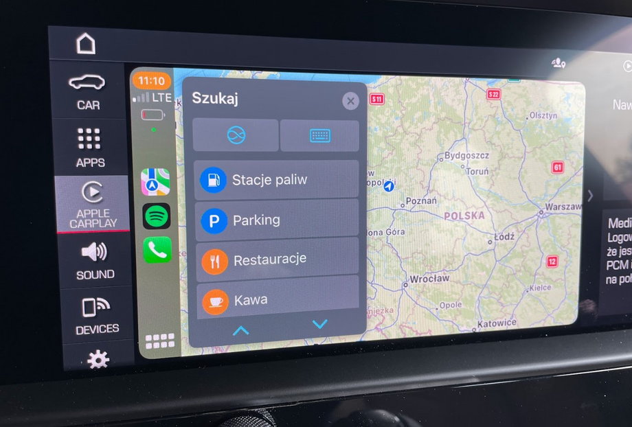 CarPlay pozwala na wygodne używanie aplikacji ze smartfona w samochodzie