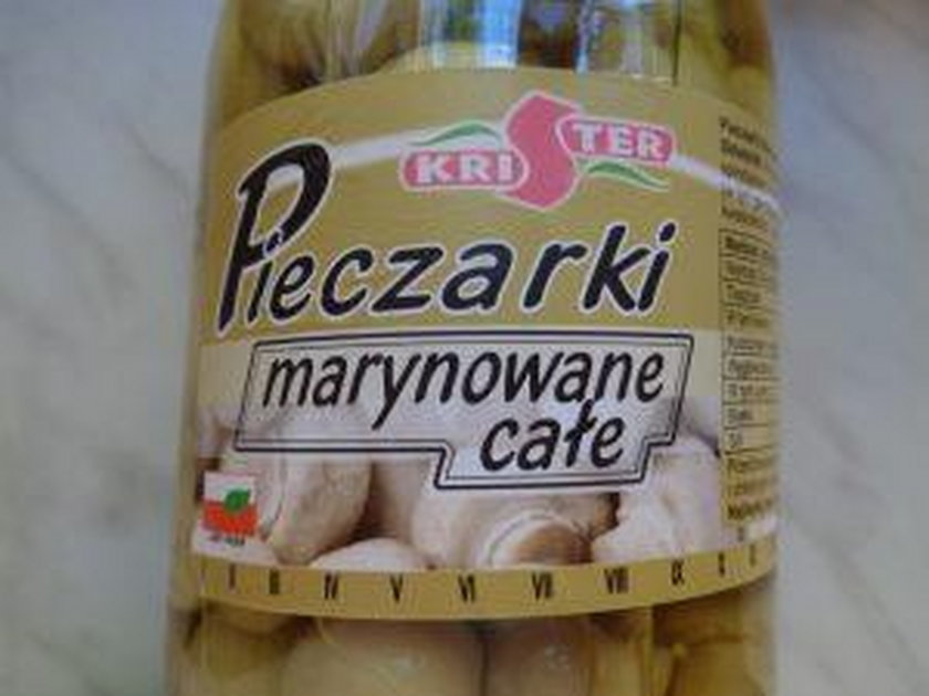 Pieczarki marynowane całe