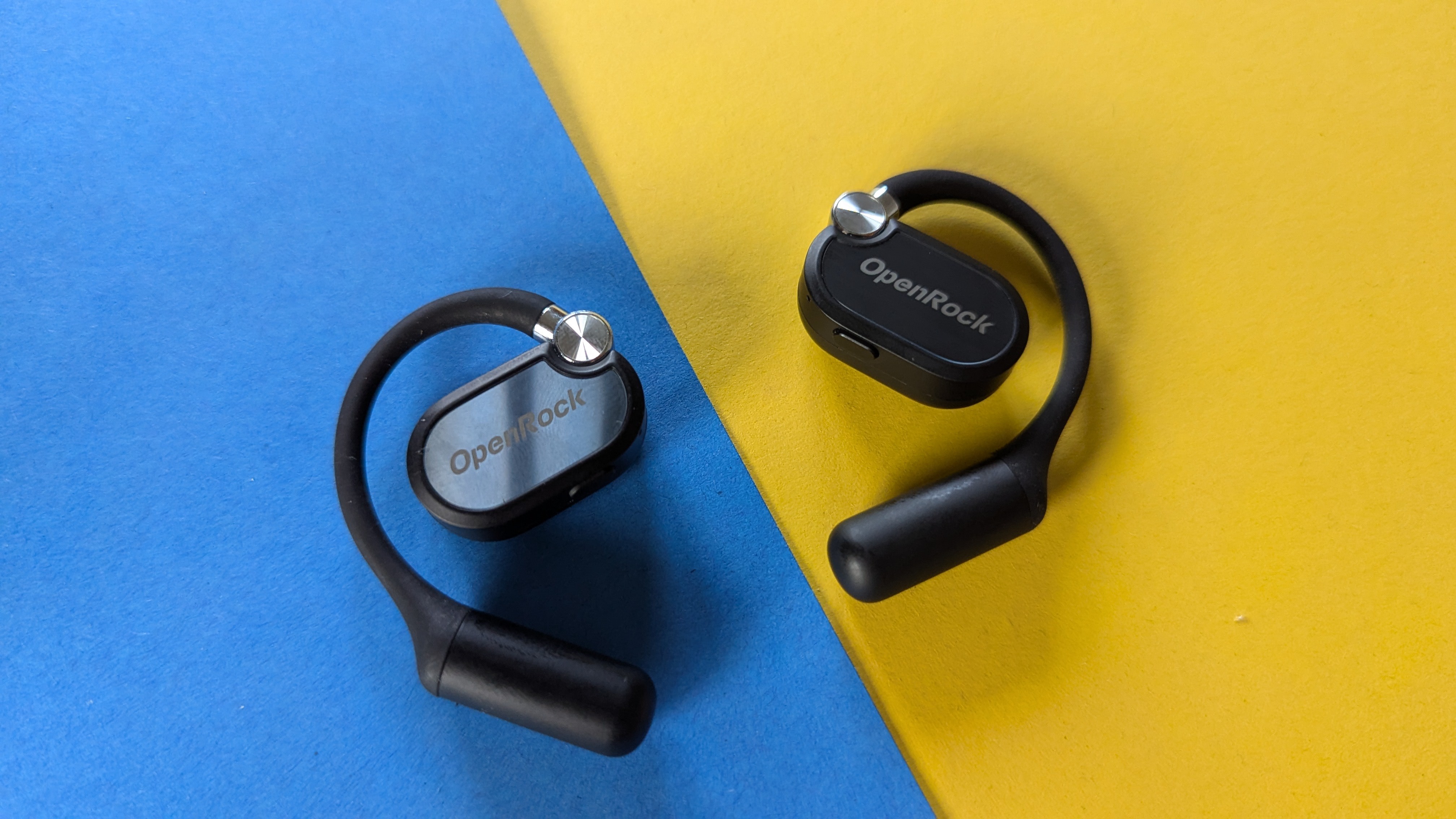 Open-Ear-Kopfhörer Oneodio Openrock X im Test | heise online