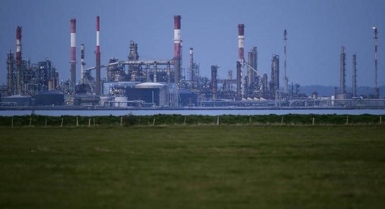 A general view shows the French oil giant Total refinery of Donges, western France, October 26, 2015.   REUTERS/Stephane Mahe