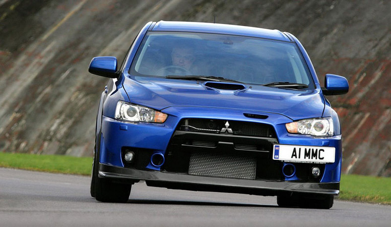 Mitsubishi Lancer Evo X FQ-400: fotogaleria