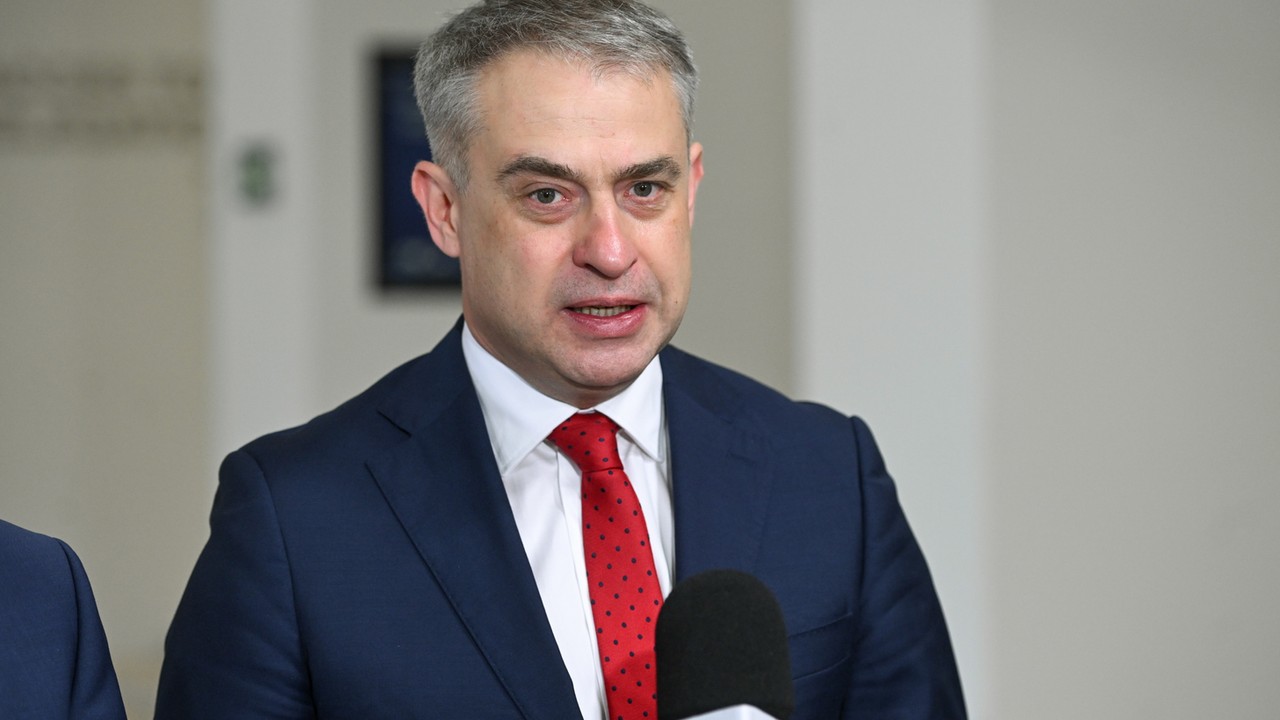 Wicepremier o nocnym spotkaniu Szymona Hołowni z politykami PiS. 