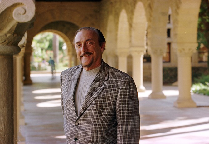 Psiholog sa Stanforda Filip Zimbardo bio je na čelu eksperimenta 