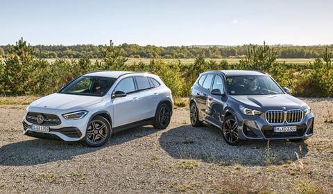 Kto oferuje lepszą wejściówkę do klasy premium? BMW X1 czy Mercedes GLA?