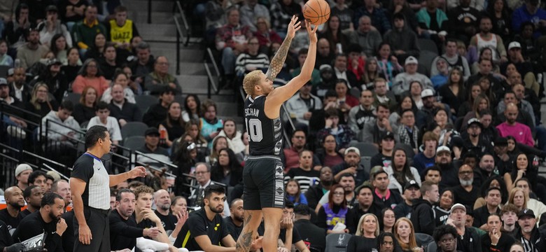 Liga NBA. Jeremy Sochan siedem razy trafił do kosza. Spurs pokonali Pistons [WIDEO]