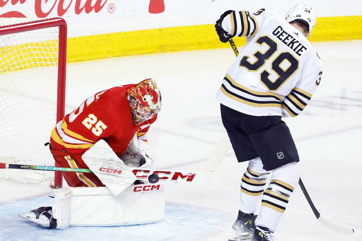 Zápas NHL: Calgary Flames - Boston Bruins.