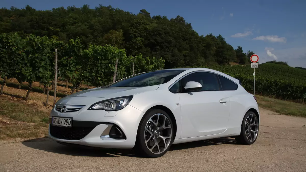 Opel Astra OPC (pierwsza jazda)