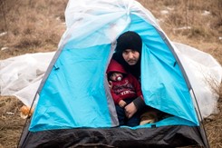 Tak się przemyca uchodźców do UE. FOTOREPORTAŻ z unijnej granicy