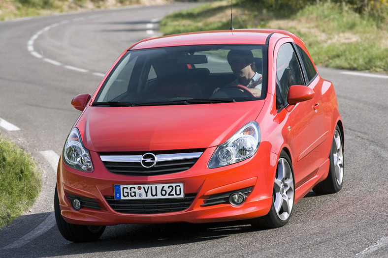Vivat Barcelona: Nowy Opel Corsa GSi – prawie OPC