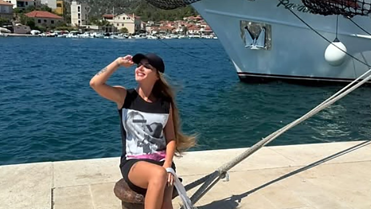 Atina Ferari