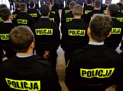 Tanie mieszkania dla szefów policji