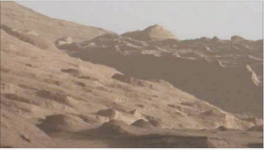 Tragovi zidina antičkog grada na Marsu