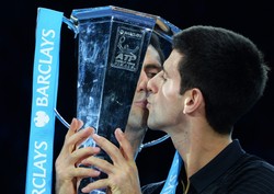 ATP Finals: Triumf Djokovica. Federer wycofał się z powodu kontuzji pleców