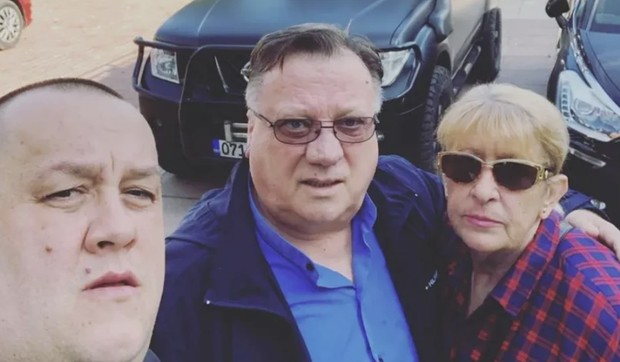 Halid Bešlić sa porodicom