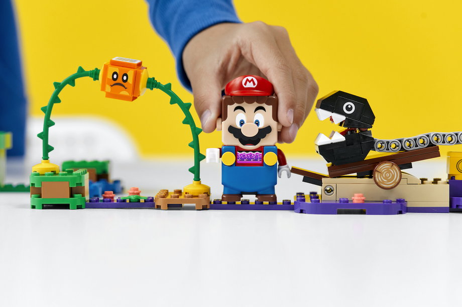 Nowa seria Lego Super Mario przenosi świat gry komputerowej na biurko dziecka. 