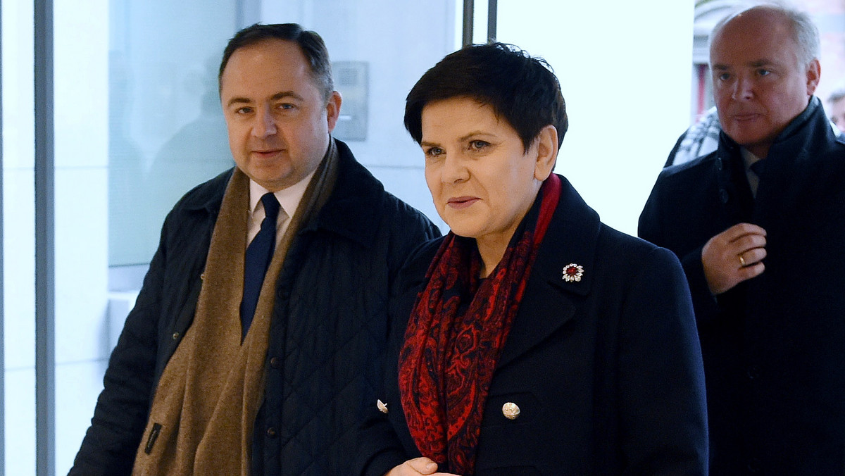 Premier Beata Szydło jeszcze przed rozpoczęciem unijnego szczytu spotkała się w Brukseli z szefem rządu Szwecji Stefanem Loefvenem. Będzie też rozmawiać m.in. z kanclerz Niemiec Angelą Merkel.