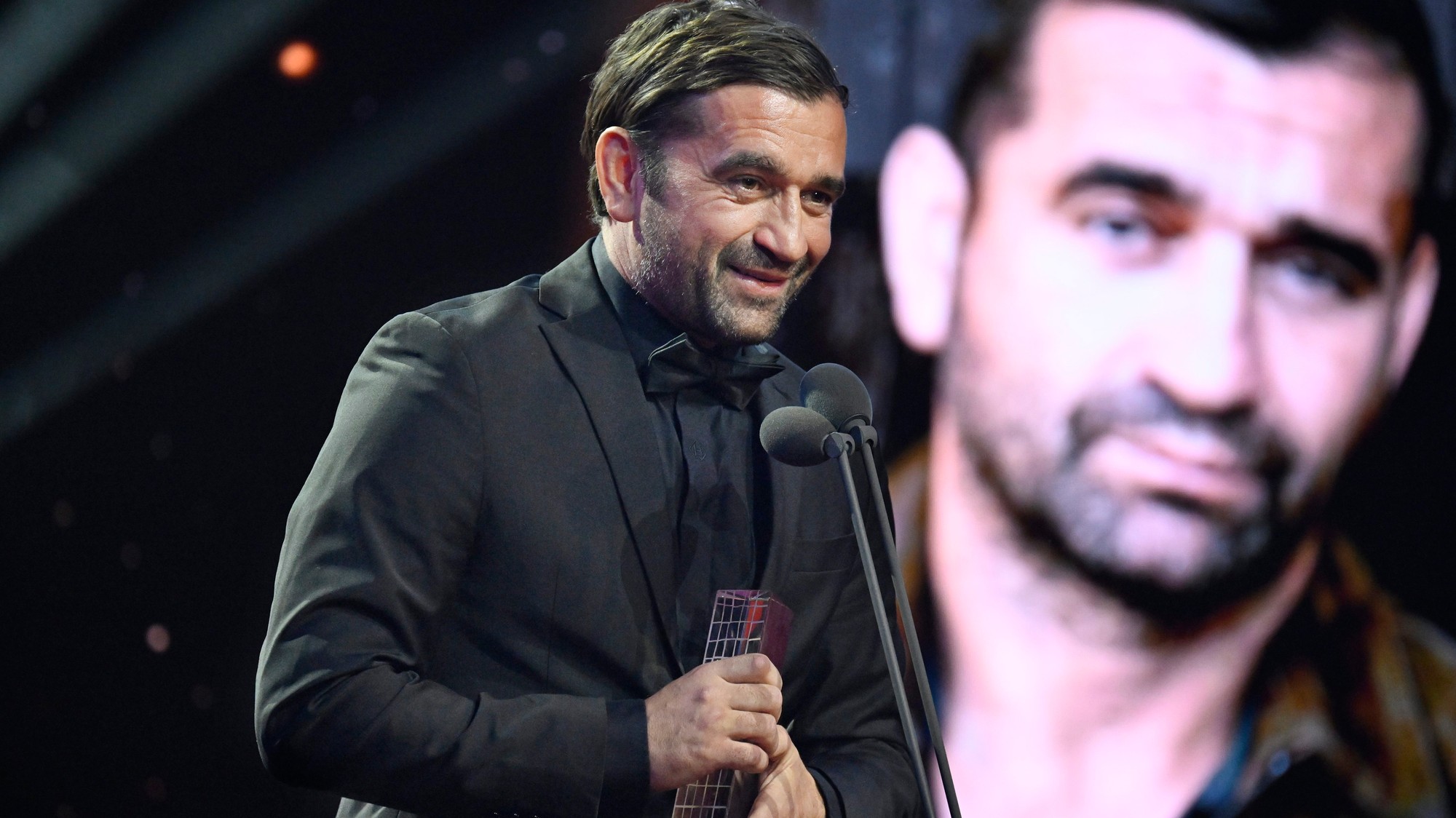 herec Milan Ondrík hovorí po prevzatí ceny v kategórii Najlepší mužský herecký výkon v hlavnej úlohe za rolu Michala vo filme Otec počas udeľovania národných filmových cien Slnko v sieti 