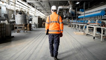 Każdego dnia w Europie znika 500 miejsc pracy. Jedna branża w centrum zjawiska