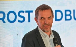 Prof. Flis: Notowania rządu Morawieckiego są gorsze niż rządu Kopacz