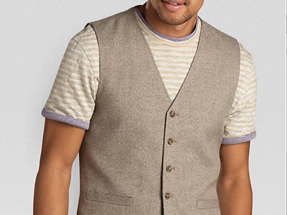 The stand-alone button-down vest