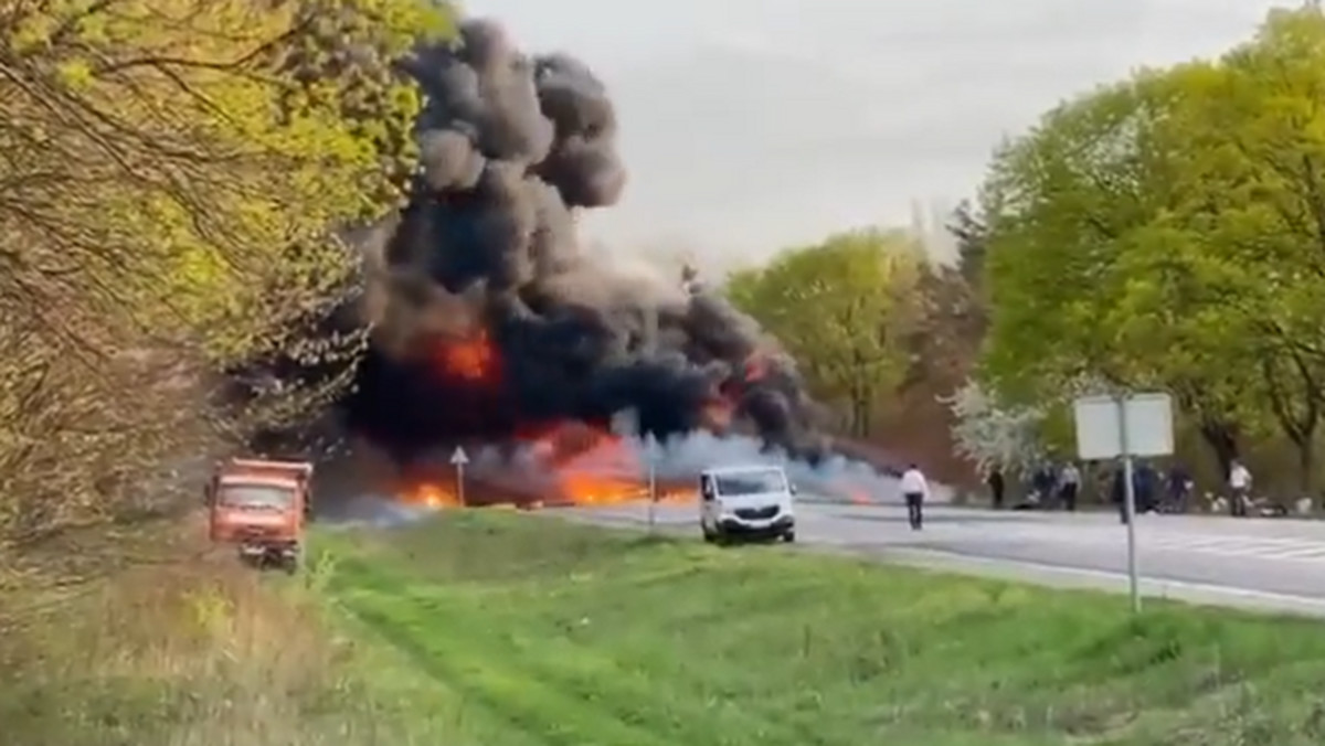 Ogromny pożar na drodze w Ukrainie. W wypadku zginęło 26 osób